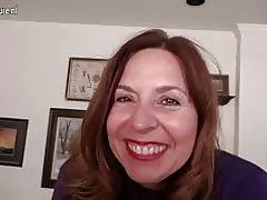 Naughty-americà mare jugant amb ella mateixa