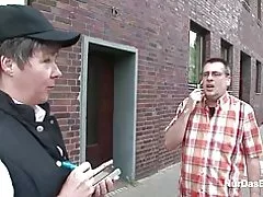 49yr vell alemany pelut milf seduir per fotre exterior